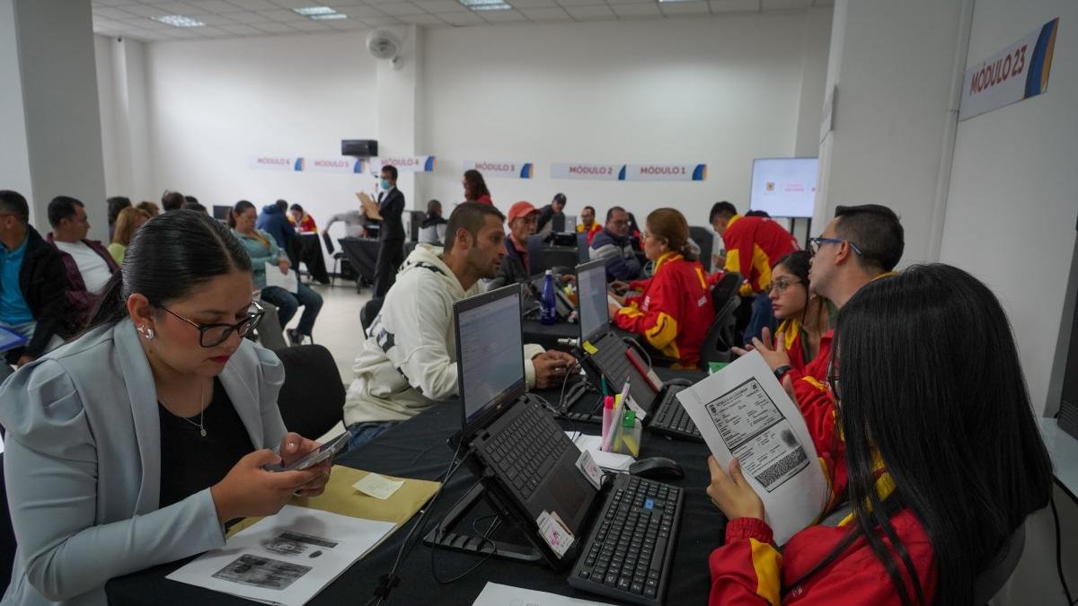 La Ciudadanía Podrá Pagar Sus Impuestos en Bogotá Sin Hacer Fila: Descubra Cómo