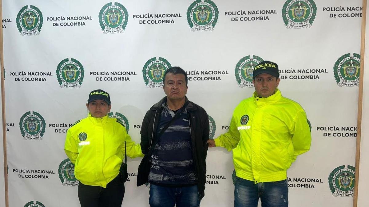 CAPTURAN A YERBATERO POR ABUSAR DE UN NIRO CON Síndrome de abajo