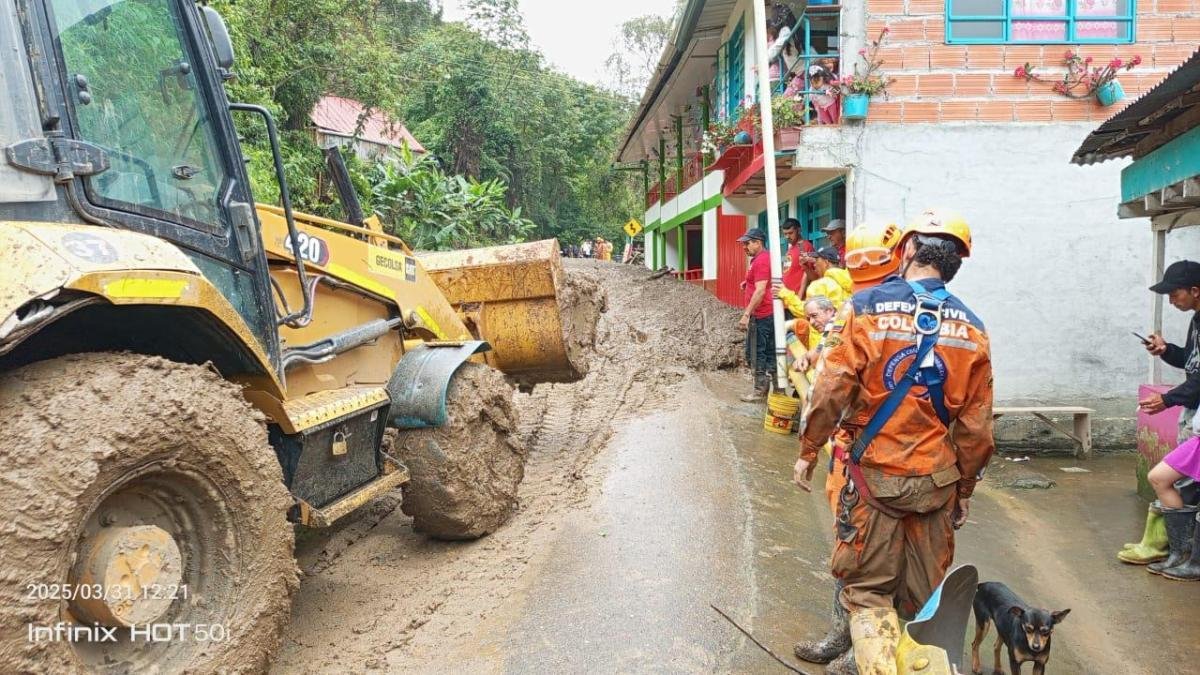 Altaja Roja en El Líbano por Fuertes Lluvias
