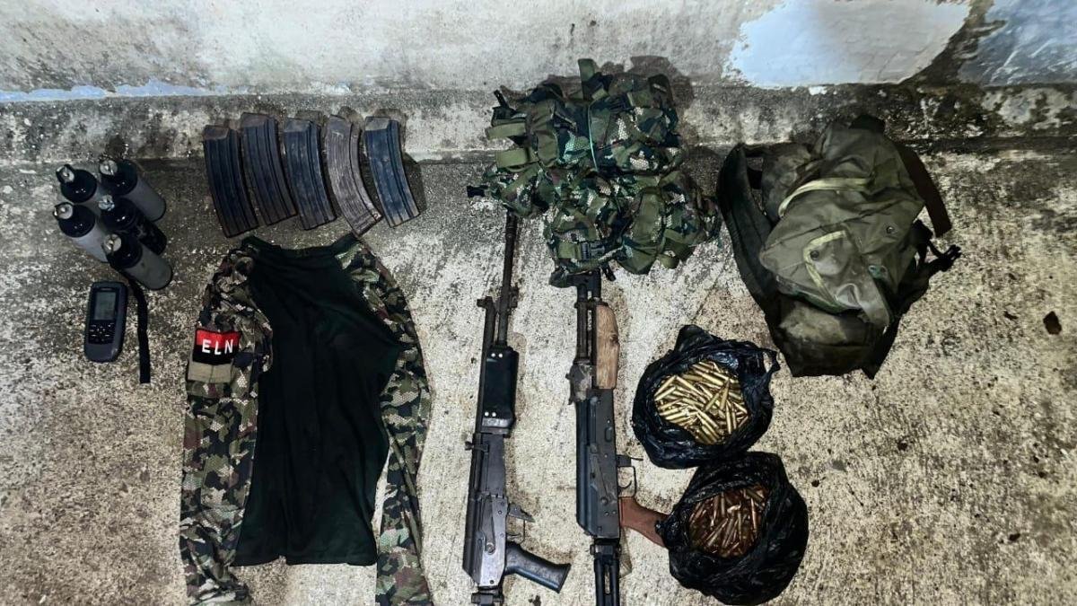 Hubo Tres Capturados E Incautacia de Armas