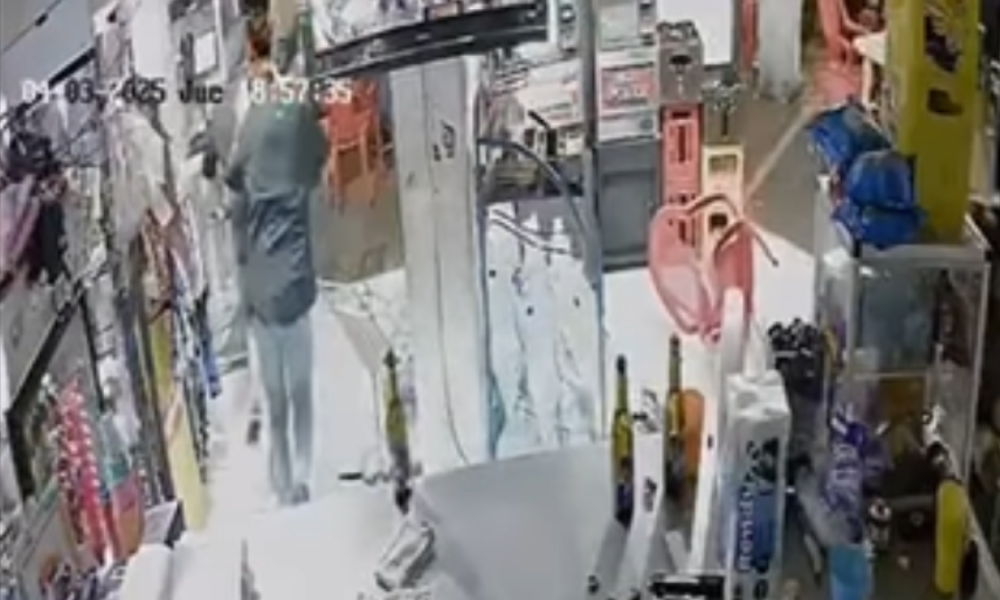 El Video de la Mujer que se salvó porque a Sicario se Trabó el Arma Tres Veces en Barrancabermera