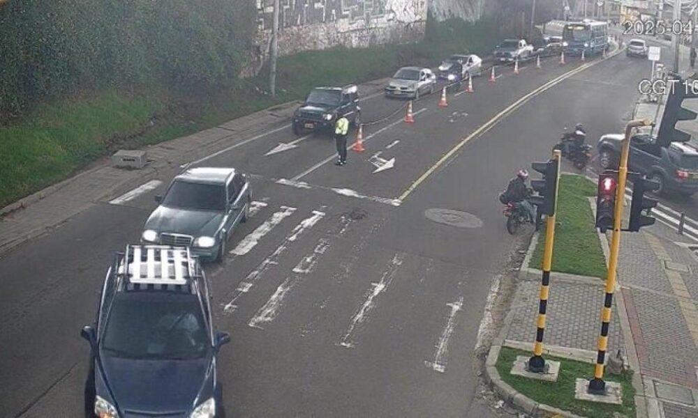 Lluvias Ocasionan Fuertes Trancones y Afectaciones en la Movilidad de Bogotá en Este Domingo 6 de Abril