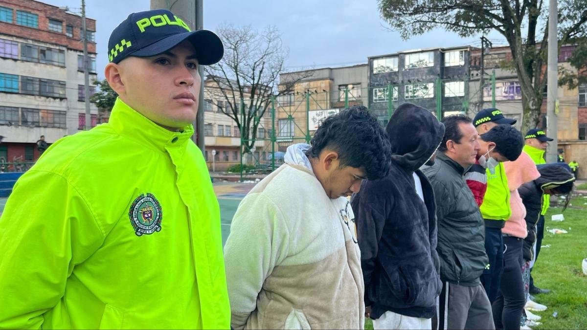 Nexos del Clan Azul de San Bernardo Cons 'Gancho Miles', Los Temibles del Bronx