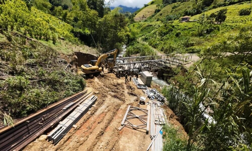 Puente que Fue Volado Por Disidencias y Que Costó la Vida de Cinco Soldados, Fue Reparado Por El Ejército