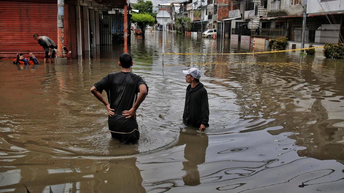 Alerta por Enfirmedades respiratorias en cali y el Suroccidente, Ante intensas lluvias