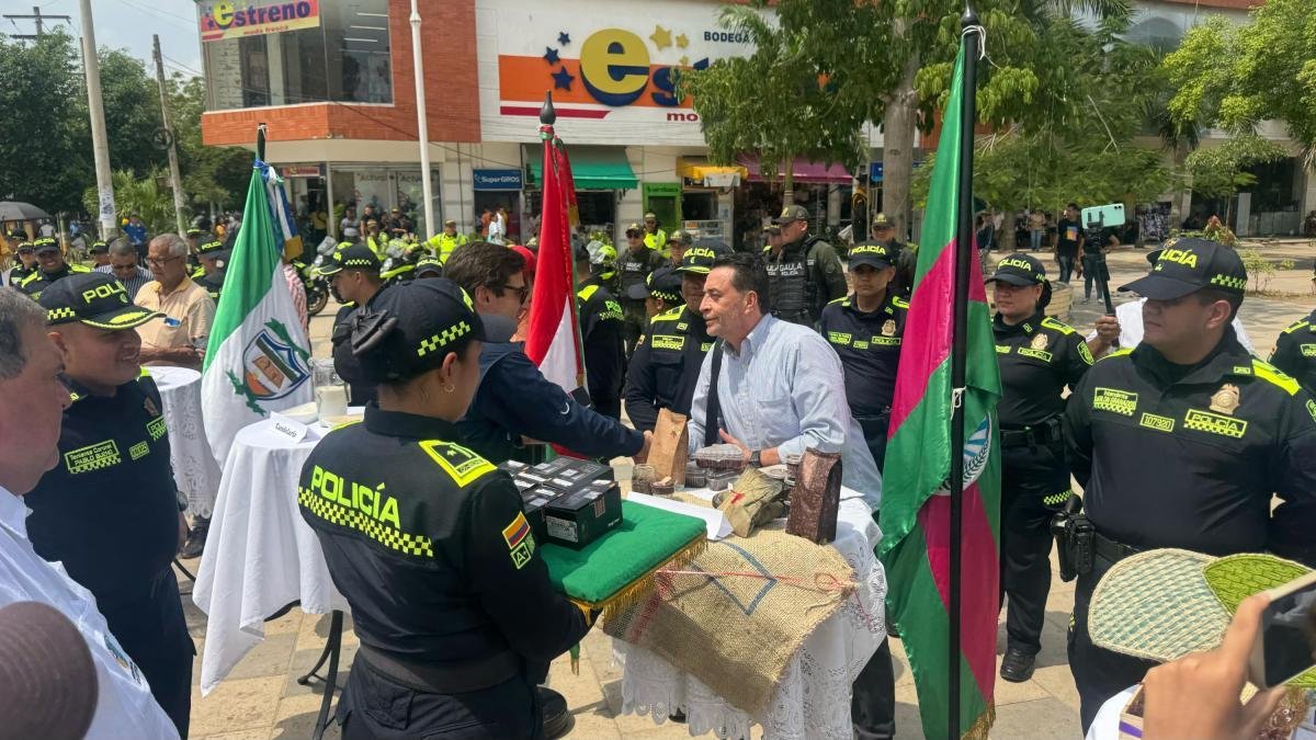 La Policía del Atlánnico Lanza Plan de Seguridad y Movilidad para Semana Santa: 1.700 uniformados listos