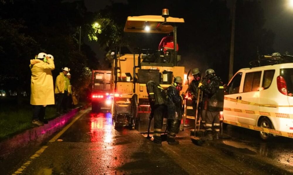 Tras Años de Espera, Idu y Mantenimiento Vial Entran A Reparar la Avenida Rojas