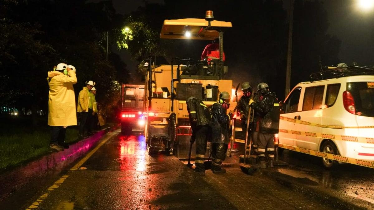 Tras Años de Espera, Idu y Mantenimiento Vial Entran A Reparar la Avenida Rojas