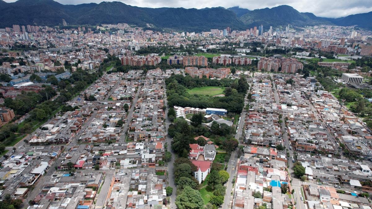 La Esmeralda, El Barrio Que Aprovecha 1.500 Litros de Agua Lluvia