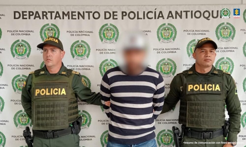 a la cárcel hombre que tenía Casa por cárcel por Golpear a su esposa