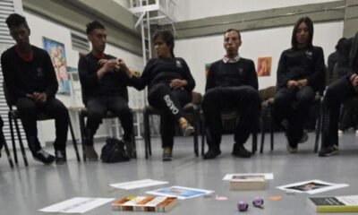 Casi 800 Jóvenes Víctimas del Conflmo Armado Han Sido Atendidos por el Idipron en Bogotá Durante 2025