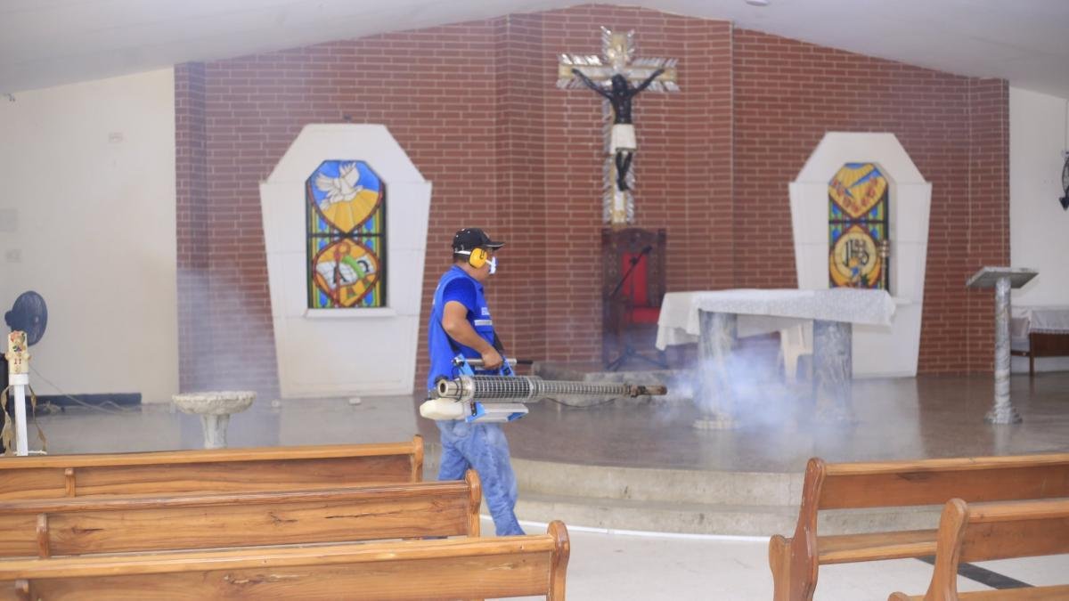 Fumigaciones en Las Iglesias Durante Semana Santa para Prevenir Dengue