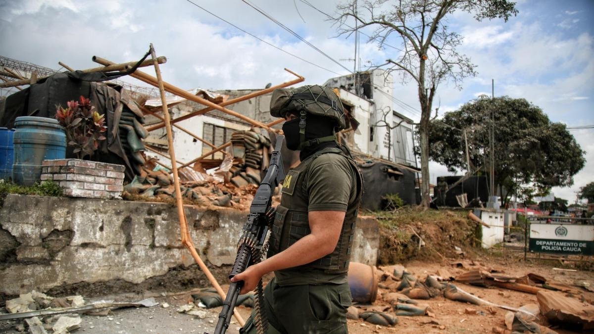 Preocupacia por tres atentados terroristas en menos de 24 horas en santander de quilichao ¿¿fétido?