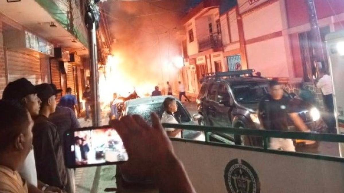 Gobernador del Huila Repudió Atentado Contra la Policía Con Motocicleta Bomba en la Plata: 'Se indique las empresas'