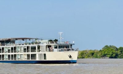 Aribo del Crucero de Lujo Amamagdalena Por El Río