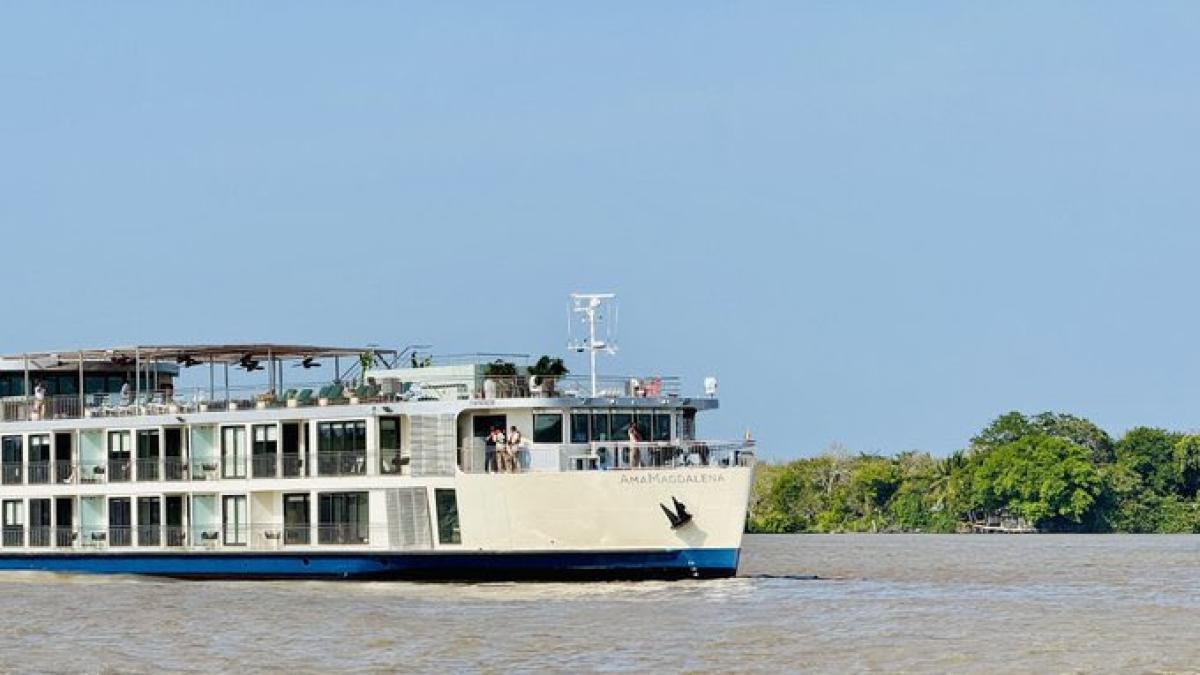 Aribo del Crucero de Lujo Amamagdalena Por El Río