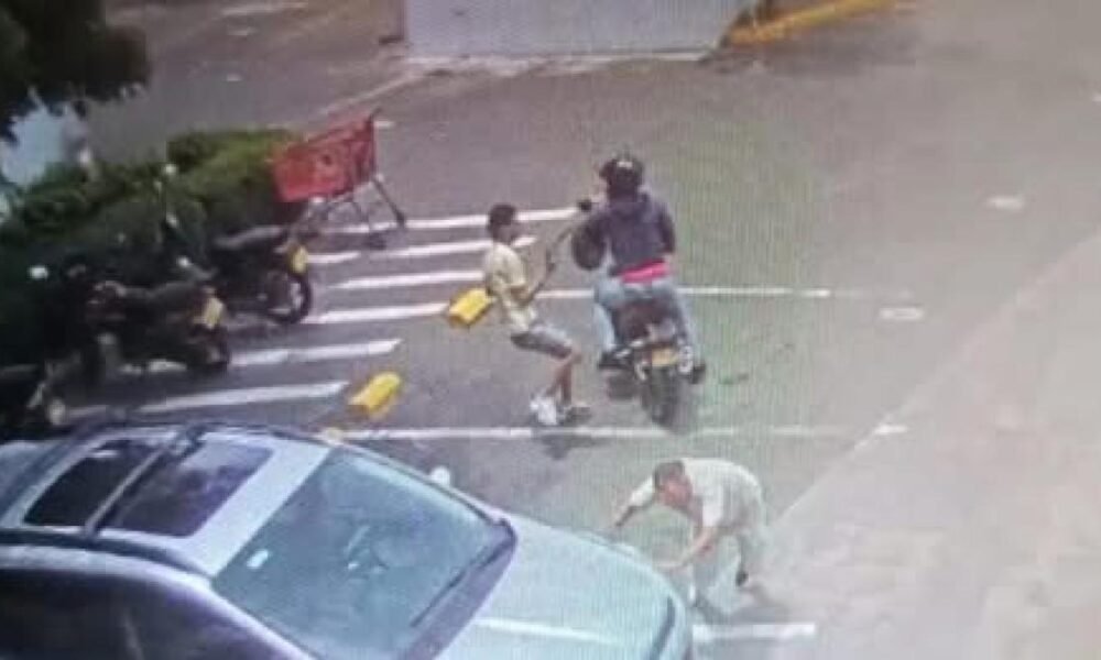 ataque a bala deja un funcionalidad de la unión de la dian gravemento herido