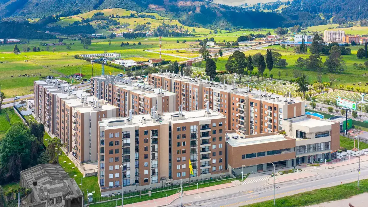 ¿SE RECUPERA LA INDUSTRIA INMOBILIARIA EN BOGOTÁ Y CUNDINAMARCA? Los Lugares Donde Están Comprando Más Viviendas