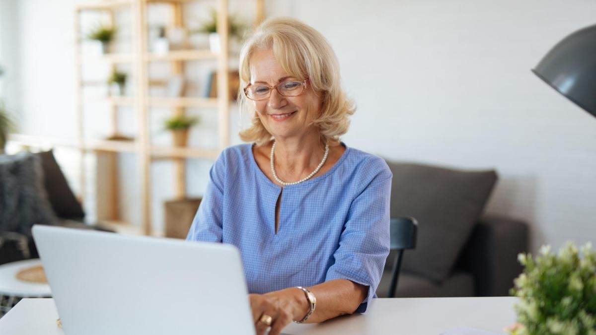 ¡Trabajo es Hay! | Abren Vacantes para Jóvenes, Mujeres y Mayores de 50 Años en Bogotá: Sin experiencia