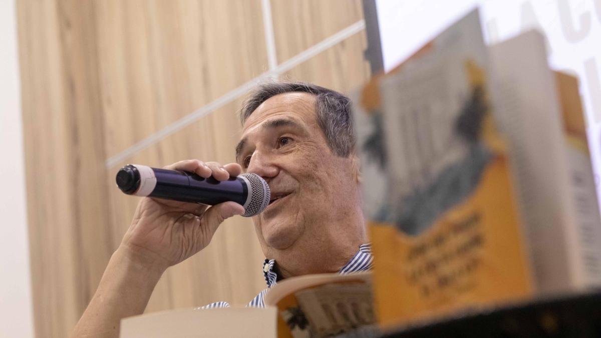 Adolfo Meisel Expone Las Causas del Rezago Regional