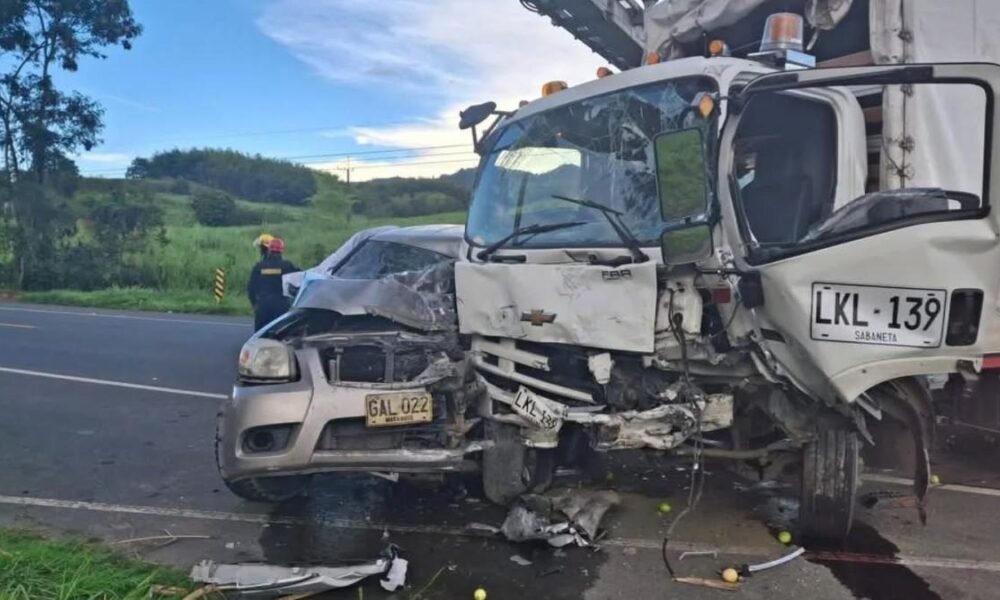 Ellos hijo Los dos Soldados Muertos en Choque Contra Un Camión