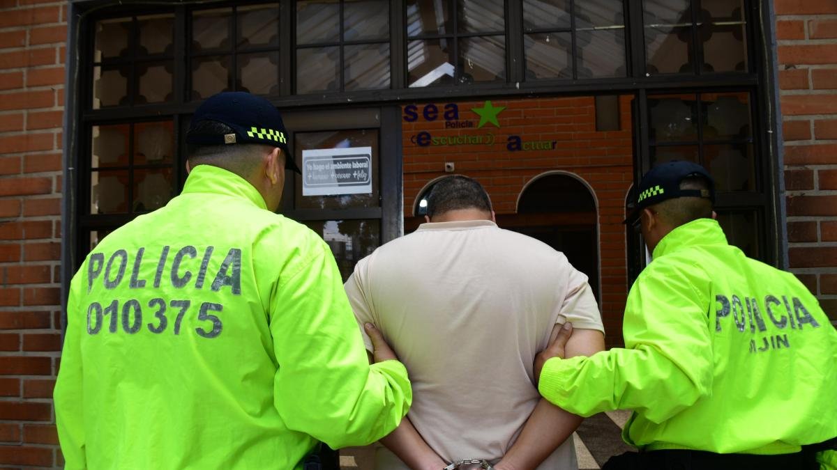 Hombre de 50 Años Fue Capturado Por Abusar Sexualmento de Tres de Sus Familiares, Incluidas dos Menores de Edad