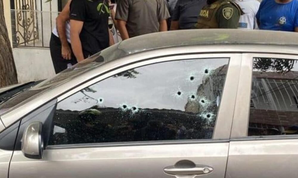 lo asesinaron de 8 disparos dentro de su carro