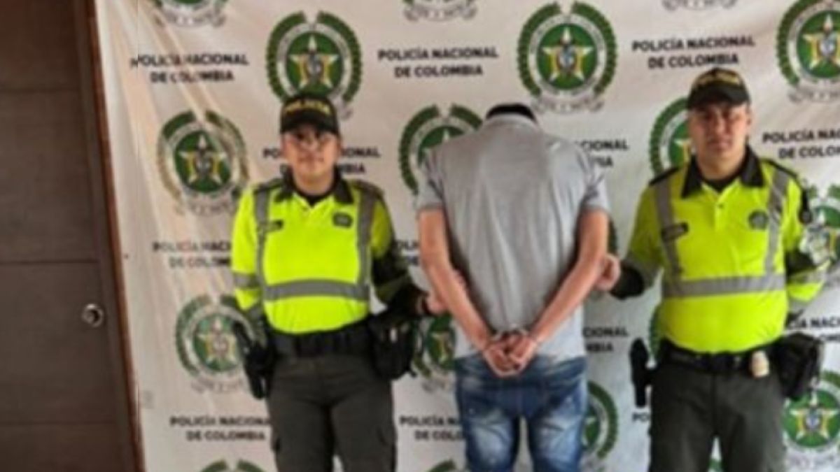 Capturado en Valle del Cauca Hombre que viajaba en un autobús con Cerca de 20 kilos de marihuana