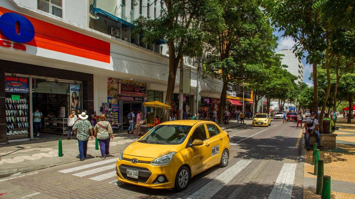 Comerciantes del Centro de Barranquilla Prevén Pérdidas por $ 100 Millones Ante Cabildo Popular Convocado Por Petro