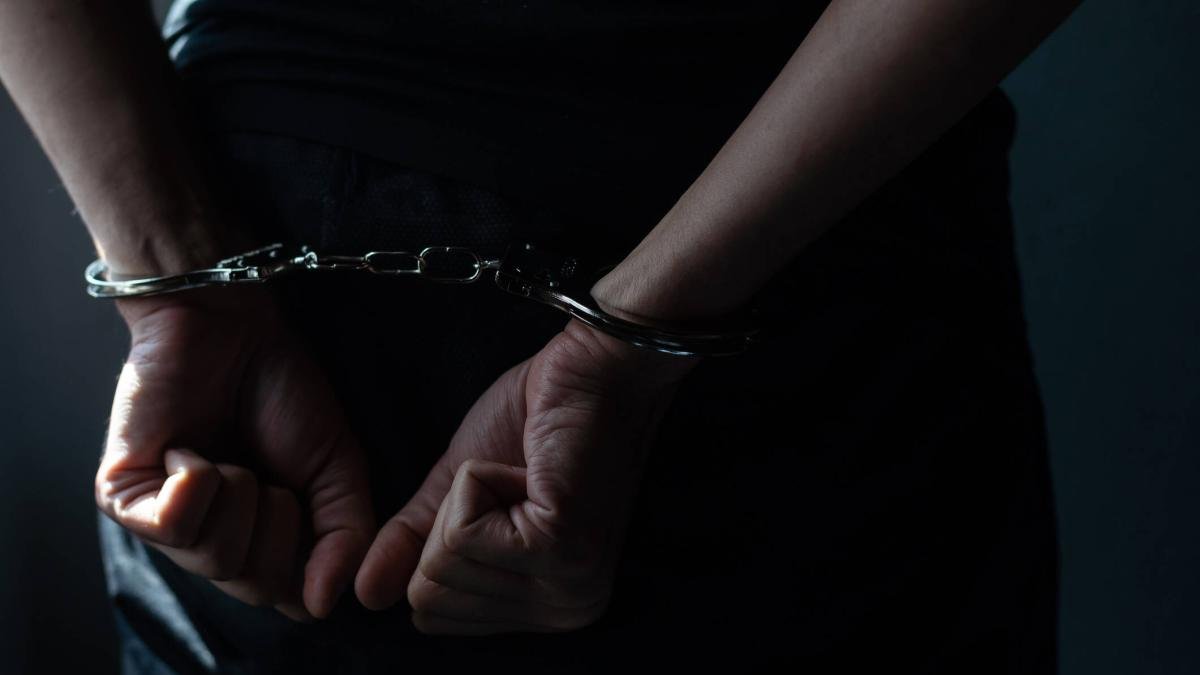 Le Dicen 'Gardel' y Presuntamatere Habrorsionado A Artistas de la Música en Valle: Simulaba Ser Un desestimal