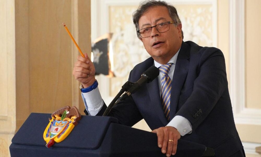 Candente Debate en Redes por Consulta popular Entre Presidente Petro y Gobernadore del Valle: Gremios Piden Calma