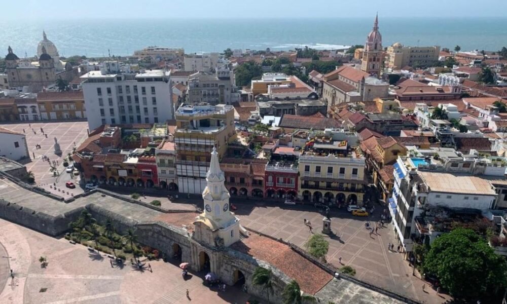 Es Anthony Maraglia, de 44 Años, Con Pasaporte de Massachusetts