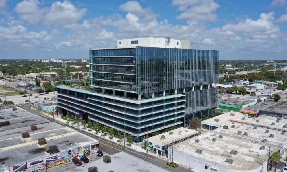 Tecnoglass SuperA LOS USD 220 MILLONES EN Ventas en El Primer Trimestre del 2025