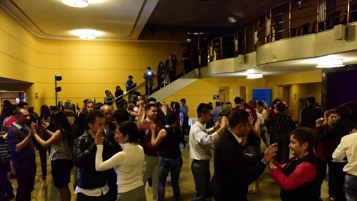 En Mayo, Baile, Mejore Su Ritmo y Cuide Su Salud en Salones de Baile en Bogotá: Conozca Las Fechas y Ubicaciones