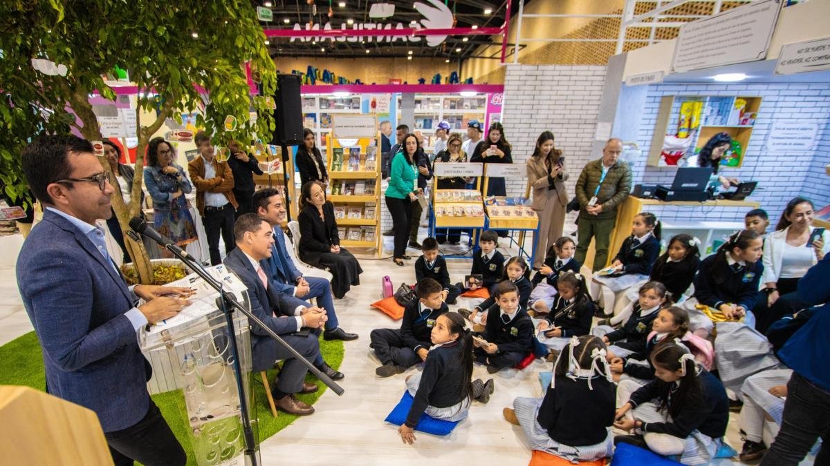 Más de 12.700 Estudiantes y 440 Doccentes Serán Benicidos