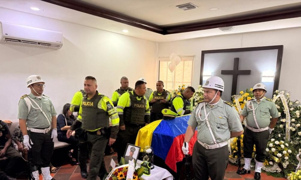 En magdalena de recompensa de $ 10 milones un quien denuncie a criminales que planeen atentar contra la policía