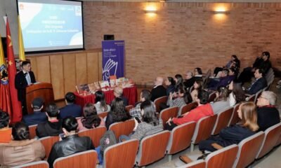 La Embajada de China Donó 300 Bibliotecas A Biblio de la Filbo 2025, Fortaleciendo la Cooperación Cultural Con Bogotá