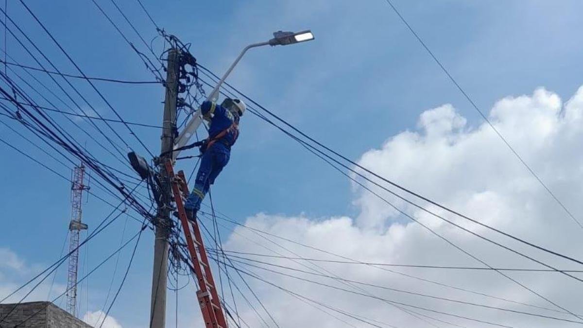 los barrios que no tenderrán luz este jueves 8 de mayo en barranquilla y el sur del atlánico