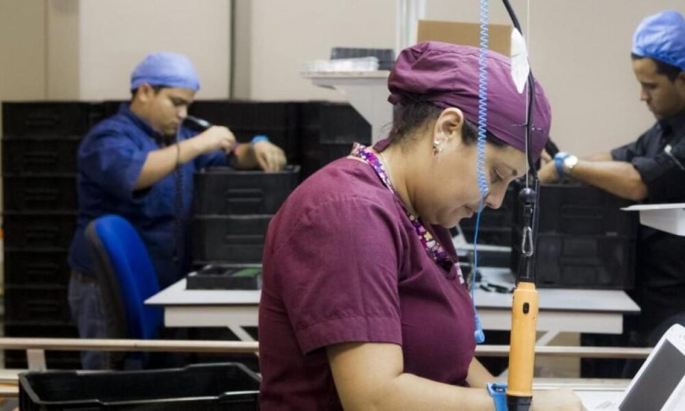 Aunque Mujeres Crean El 46 Por Ciento de Empresas EN 2024, Persisten Brechas de Género en Empleso y Crecimiento