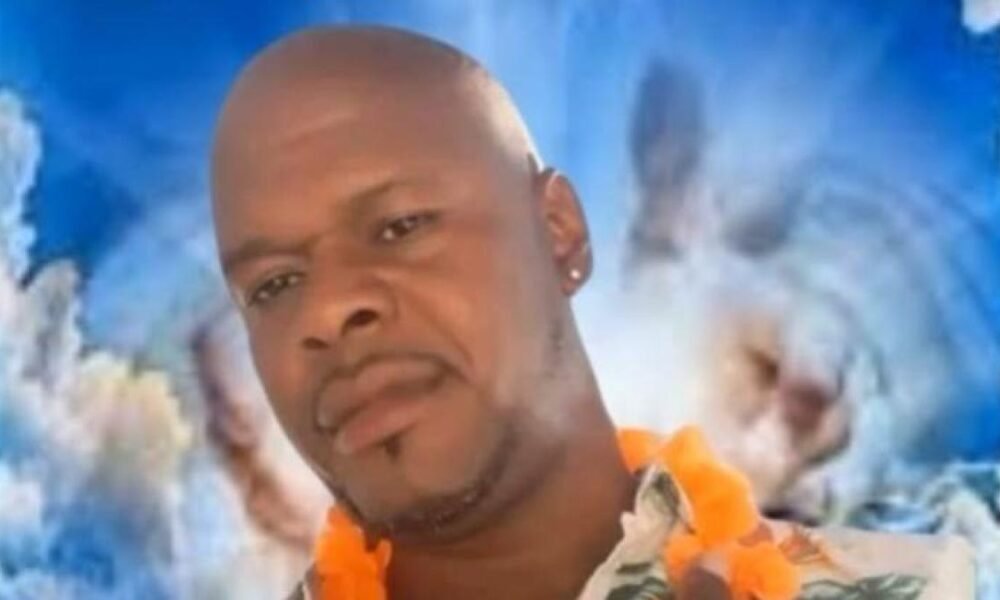 El hijo de Estos, los Detless Relatados por su familia