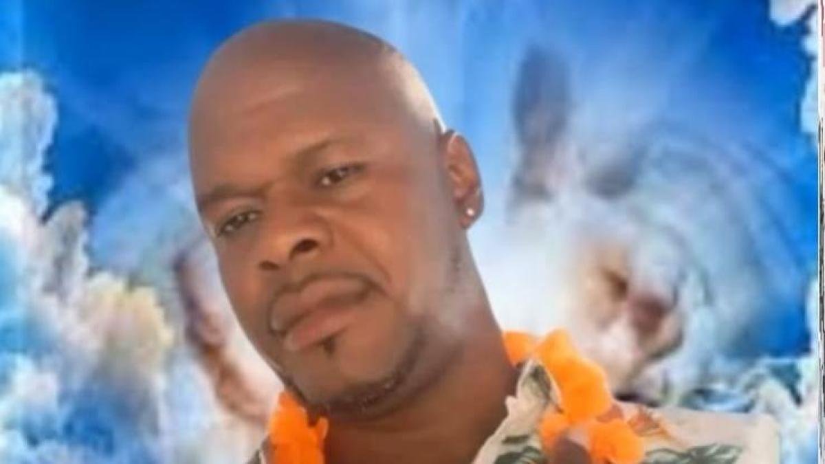 El hijo de Estos, los Detless Relatados por su familia