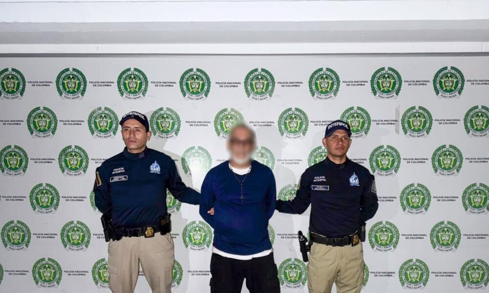 CAPTURAN EN BOGOTÁ A PROFUGO CONDENADO POR HOMICIDIO TRAS ASESINAR UN SU ESPOSA Y HERIR A SU HOJA EN ANTRioquia