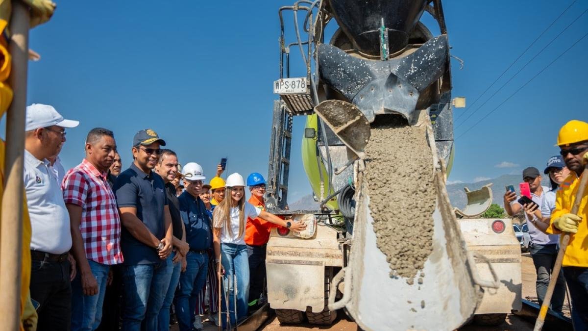 Firma Cartagena Sigue Ejecutando Contratos en Cesar Pese A Dejar una Vía Colapsada