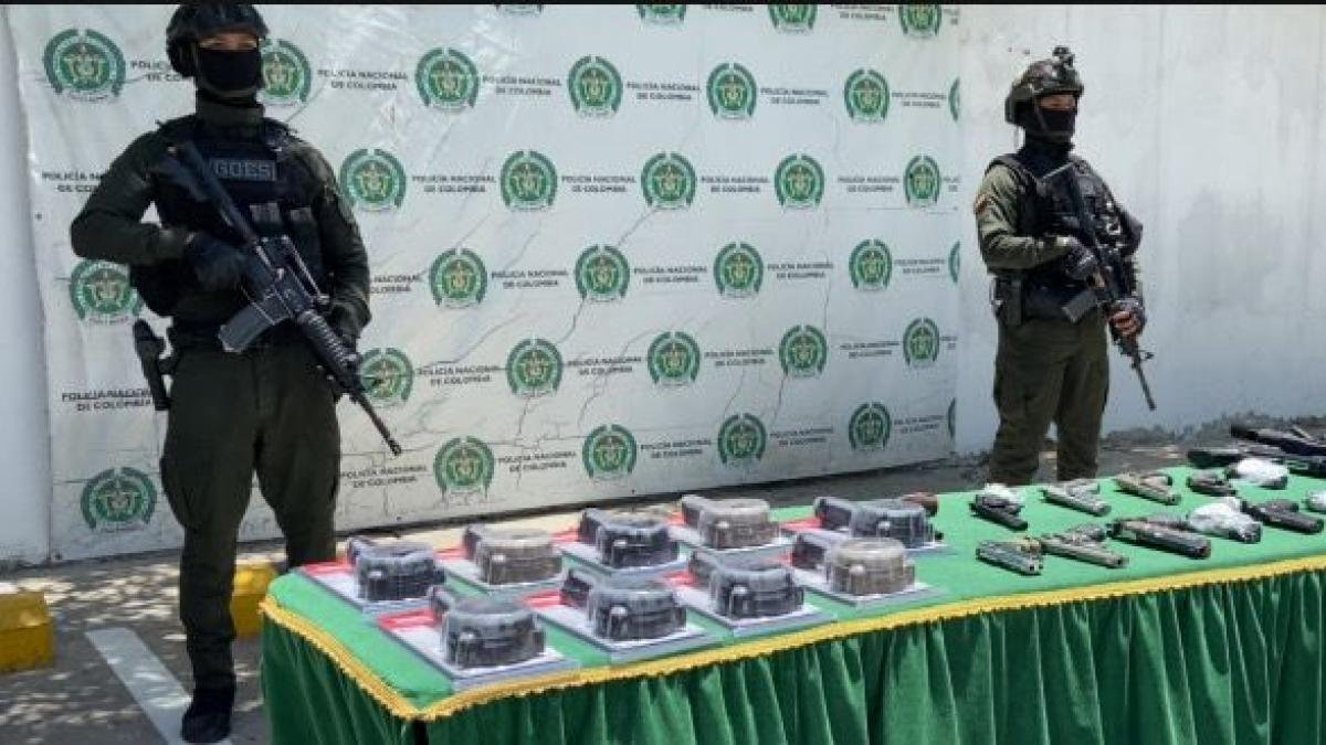 Desmantelan Bodega de Armas y Droga de Las Agc en El Norte de Barranquilla