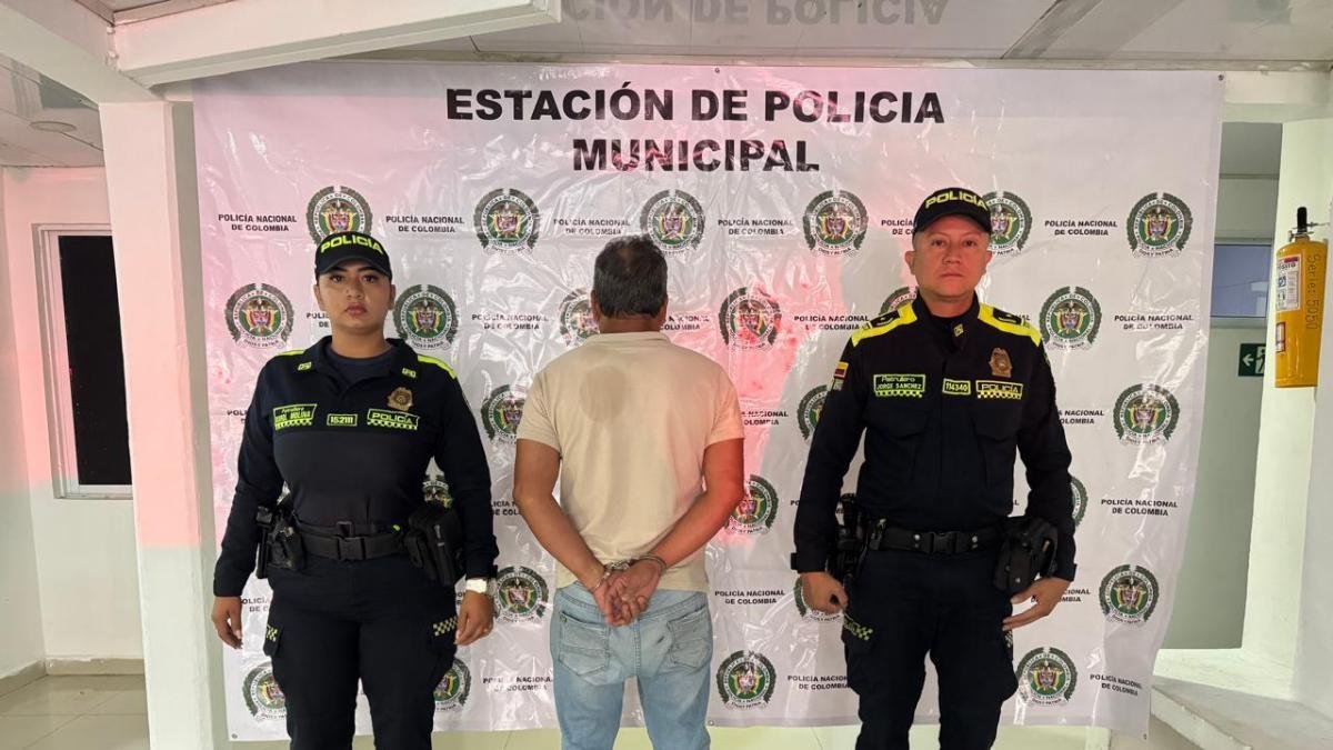 CAPTURAN A HARBRE CON FINES DE EXTRADIÓN: CAYÓN EN UN OPERATIVO DE CONTROL EN EL BARRIO VILLACOLOMBIA