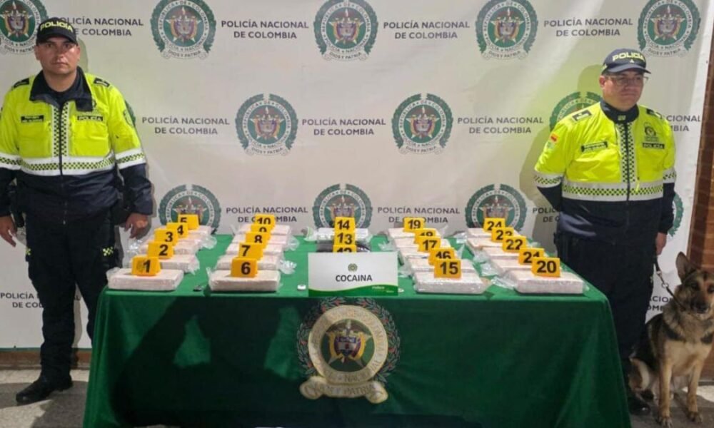 Policía Nacional Frusta Envìo de 28,5 Kilos de Cocaìna en el Aeropuerto el Dorado