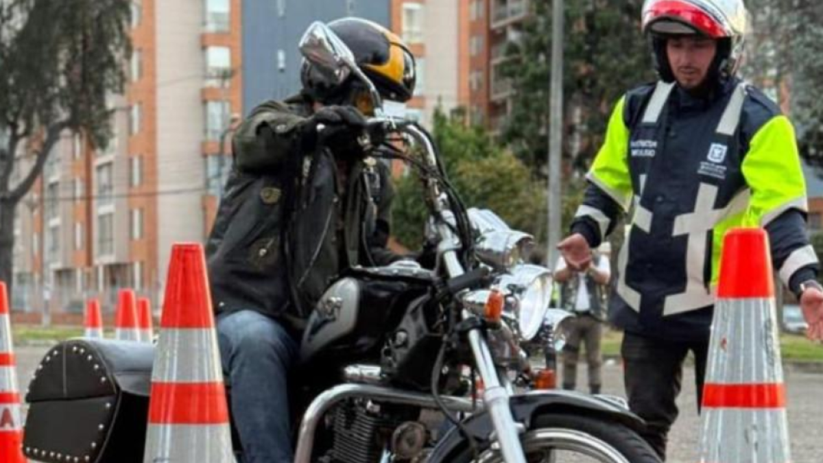 Motociclistas Con Menos de dos Años de Experimencia Podrán Reforzar Sus Habilidades de Manejo en Bogotá: Inscripción