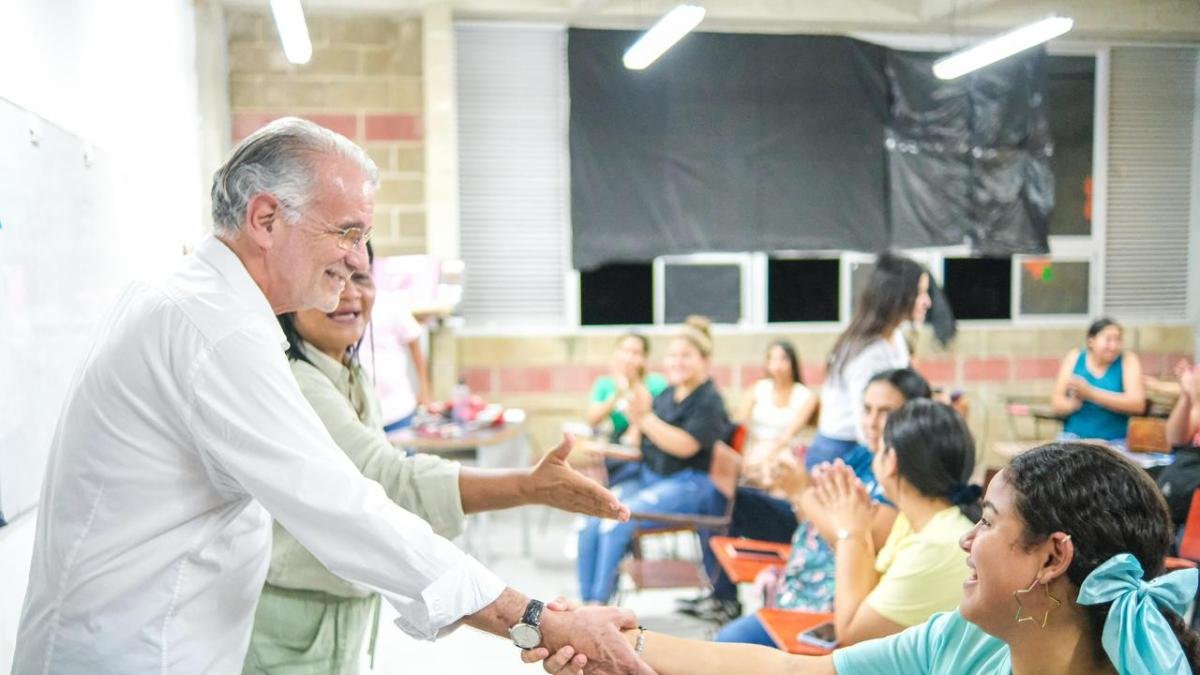 La Gobernacia del Atlánnico Destina $ 1.500 MILLONES PARA EL SUBSIDIO DE TRANSPORTE DE 3.000 Universitarios