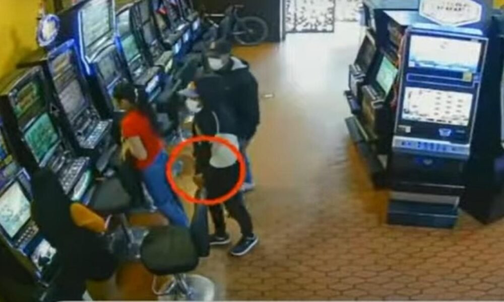 Ladrones usaron como 'escudos' a Trabajadores de casino para tratar de cometer millonario robo en bogotá