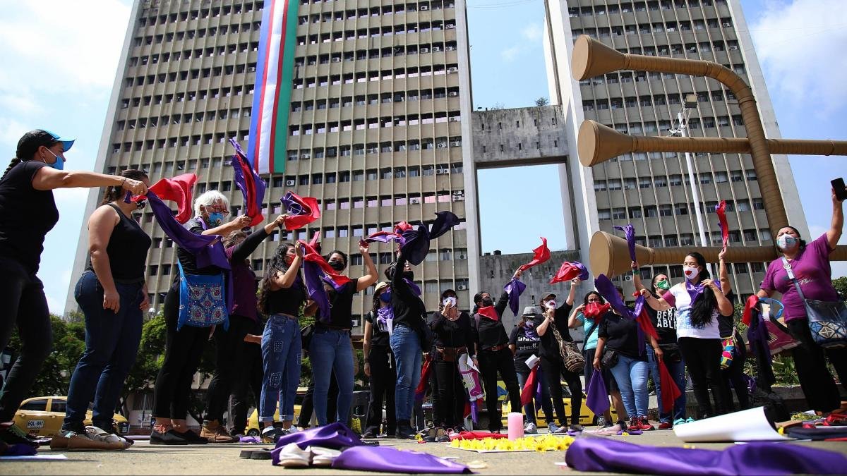 Conmoción en Candelaria por brutal ataque a una mujer: su pareja le habría prendido fuego Mientras dormía